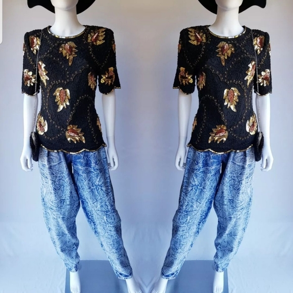 Vintage Hand Embroidery Silk Blouse π - Picture 2 of 9